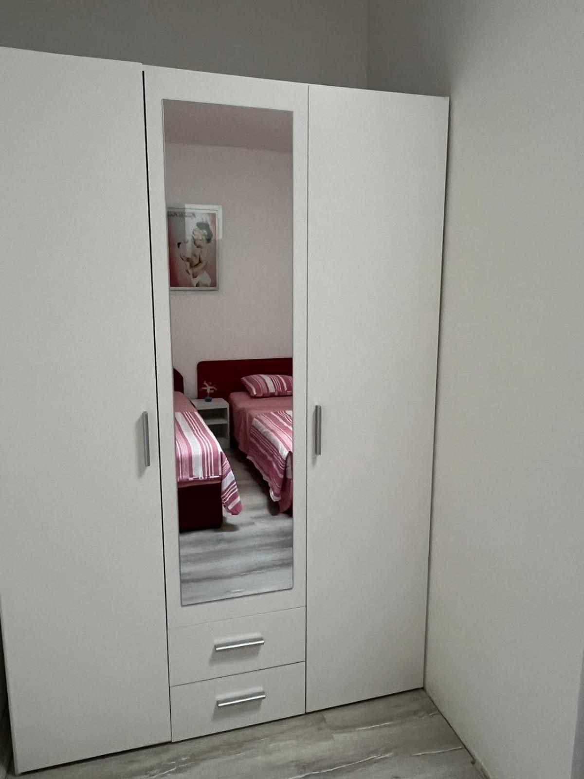 Maksim Apartments Skopje Ngoại thất bức ảnh