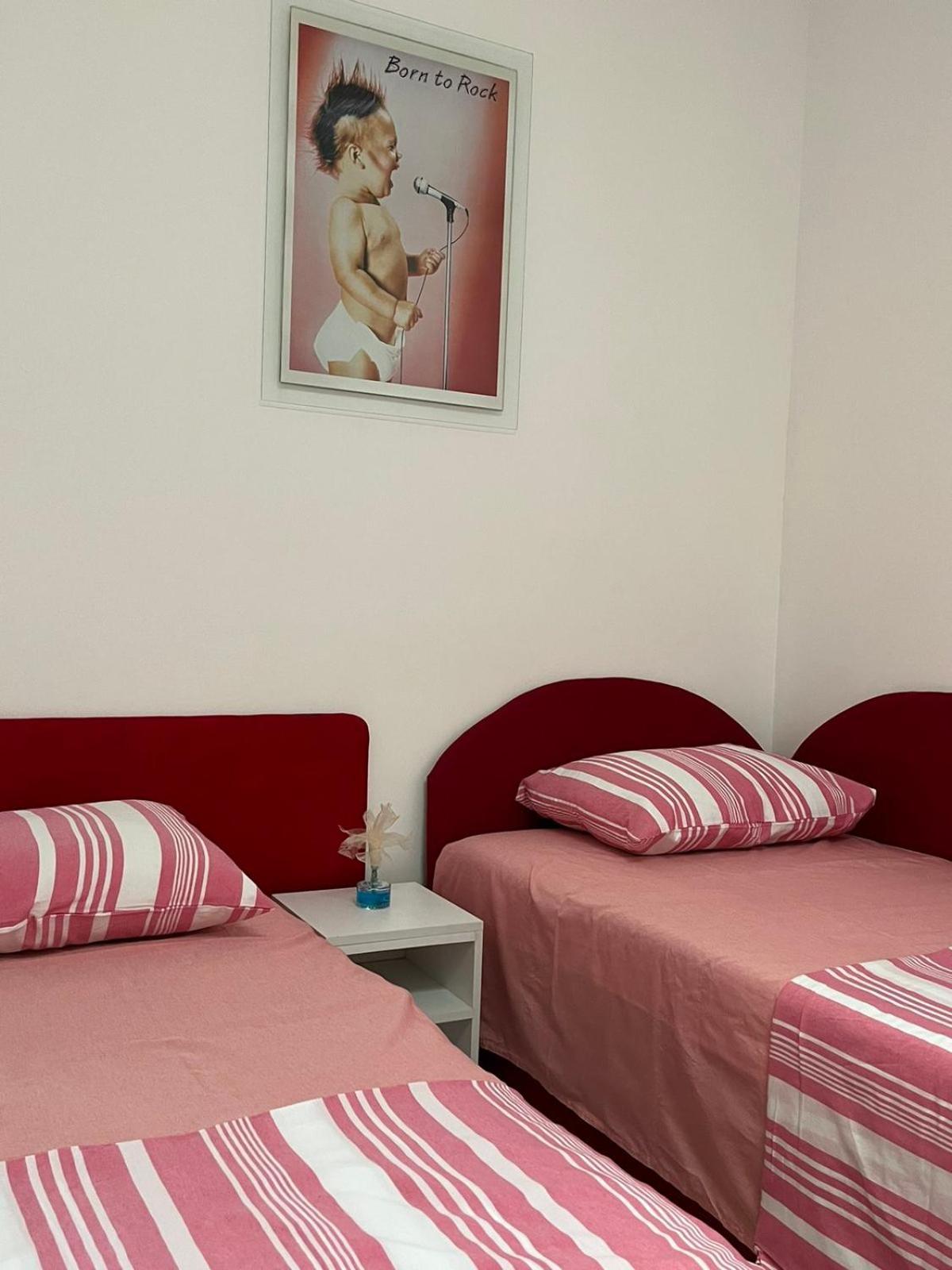 Maksim Apartments Skopje Ngoại thất bức ảnh