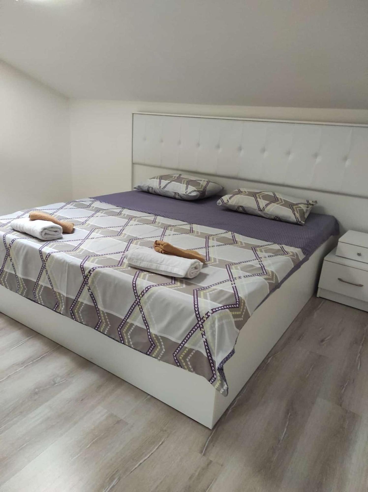 Maksim Apartments Skopje Ngoại thất bức ảnh